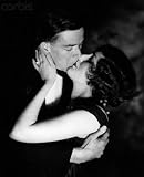 Wallmonkeys Peel and Stick Wall Decals - 1920s 1930s Romantic Couple Evening Dress Embracing about to Kiss - Removable Graphic