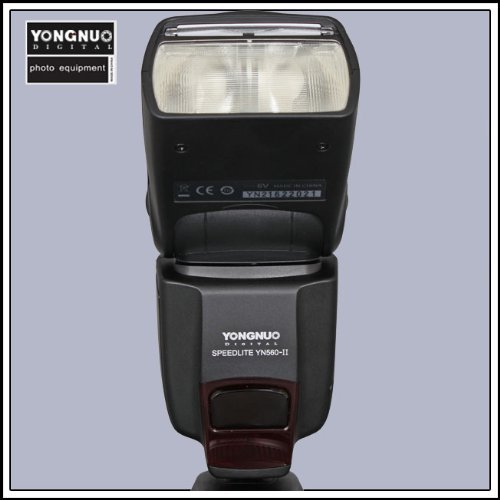 Yongnuo YN-560 II Speedlight Flash for Canon and Nikon. GN58.
