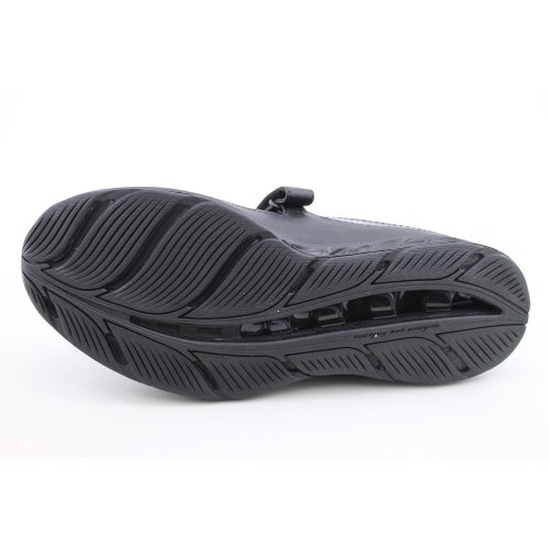 Aravon Women's Riley Sneaker,Black,7 M US Aravon Women's Riley Sneaker,Black,7 M US