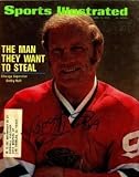 Bobby Hull autographed Sports Illustrated Magazine (Chicago Blackhawks)