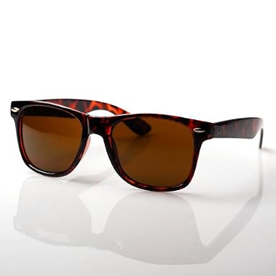 Click here to buy 80s Collection Classic Retro Wayfarer Sunglasses by 80's Collection.