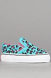 Vans Footwear The Toddler Classic Slip-On Sneaker in Blue and Pink Cheetah,Kids for Unisex
