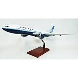 B777-200 United
