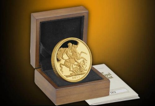 2011 Gold Proof Full Sovereign - Perfect Gift for Anniversaries or Birthdays-image