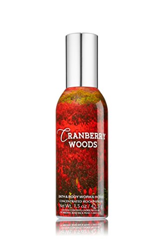 Bath & Body Works Room Spray Cranberry Woods 1.5oz