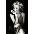 Marilyn Monroe Movie (Sitting) Poster Print - 61x91 cm