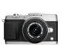 Olympus E-P5 Systemkamera inkl. 14-42mm Objektiv (16 Megapixel MOS-Sensor, True Pic VI Prozessor, 5-Achsen Bildstabilisator, Verschlusszeit 1/8000s, Full-HD) silber