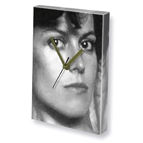 SIGOURNEY WEAVER - Canvas Clock (A4 - Signed by the Artist) #js002