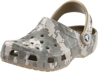mens camo crocs amazon