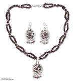 Garnet jewelry set, 'Tradition' 0.4 W 17.7 L