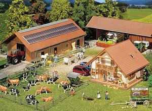 Childrens Toyshop  Spielwaren : Faller 130520 - Landwirtschaftlicher Betrieb