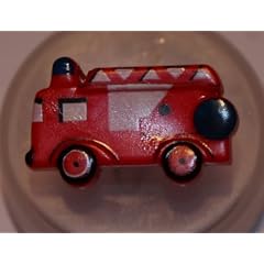 Knopf Gr. 23 mm Feuerwehrauto f�r Kinder Farbe rot/ 1 St�ck