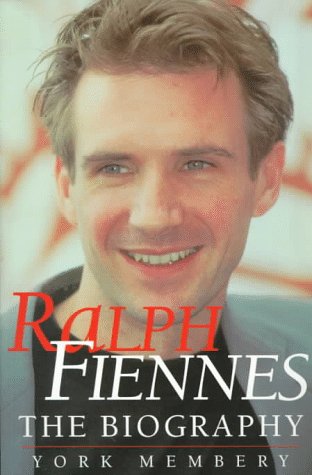  Ralph Fiennes