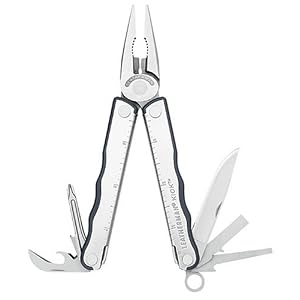 Click here to buy Leatherman 830018 Kick Pocket Multi-Tool with Leather Sheath by Leatherman.