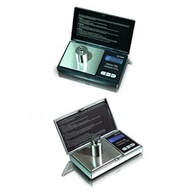 100 x 0.01 Gram Flip Cover Jewelry Scale Silver or black with 100 gram calibration weight
