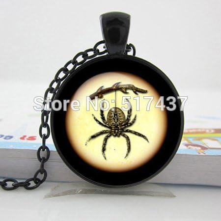 Pretty Lee 2015 New Spider Necklace Spider Jewelry Trick Or Treat Halloween Pendant Glass Necklace