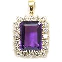 Pendentif en Or Jaune 750/1000 avec Améthyste 18.90carat Entouré de Diamant 3.92carat