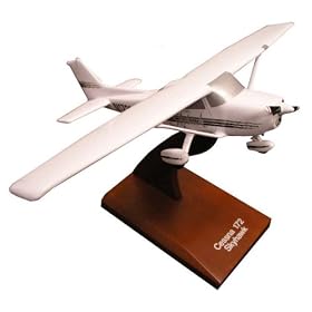  Model Cessna 172 Skylane Resin Aircraft