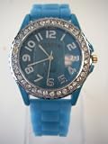 Montre pour les Femmes avec bandeau en silicone bleu