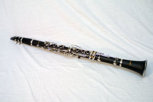 LJ Hutchen Bb Clarinet with Case - 2 Year Warranty