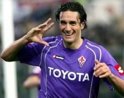 Luca Toni Fiorentina 8x10 Photograph Goal Celebration Luca Toni Fiorentina 8x10 Photograph Goal Celebration