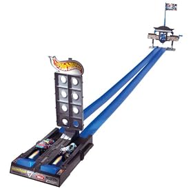 HOT WHEELS® HERO CYCLE DUEL Racing Set by Mattel
