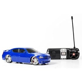Maisto R C 1:24 2006 Dodge Charger Srt8 (Colors May Vary) from Nikko R/C