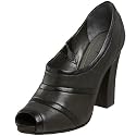 Vince Camuto Women's Godiva Pump