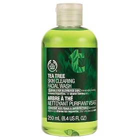 The Body Shop Tea Tree Skin Clearing Facial Wash