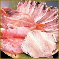 2012　父の日ギフト　食べる分だけ！個別真空パック済　送料無料（一部地域を除く）　坂弥のひもの　【沼津ひもの本舗】　坂弥の干物ギフト　Ｃセット　3種8枚