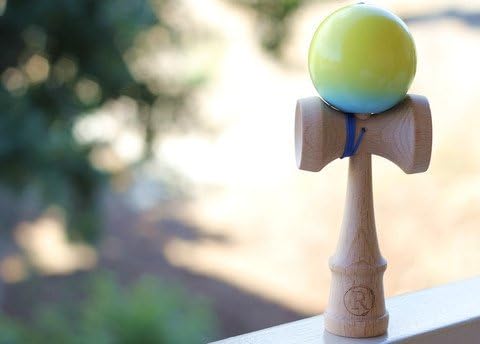 Roots Kendama Electric Lemonade