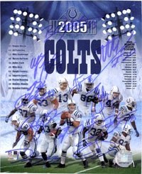 Colts, Indianapolis (2005) Autographed/Hand Signed 8x10 Photo By the 2005 Indianapolis Colts: Reggie