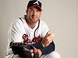 Atlanta Braves Photo Day, LAKE BUENA VISTA, FL - FEBRUARY 21: Derek Lowe # 32 Photographic Poster Print by Mike Ehrmann, 12x16