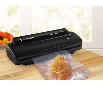 FoodSaver V2222 Vacuum Food Sealer PLUS Starter Kit 41Jw7mIjRgL FoodSaver V2222 Vacuum Food Sealer PLUS Starter Kit