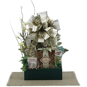 Cat Crunchies and Owner Munchies Pet Gift Basket : Basket Theme ST. PATRICKS DAY