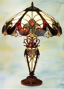 Victorian Design Lighted Base Tiffany Table Lamp