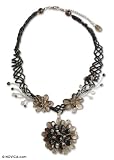 Quartz choker, 'Mysterious Mum' 1.2 W 18.1 L