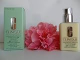 Clinique Dramatically Different Moisturising Gel with Pump 4.2oz / 125ml