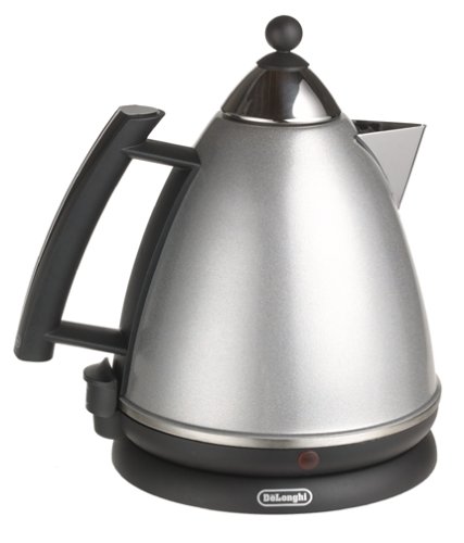 DeLonghi DK100 Retro Kettle