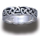 Light Closed Knotwork Ring Size 11