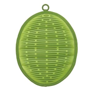 Good Grips Silicone Pot Holder with Magnet by OXO