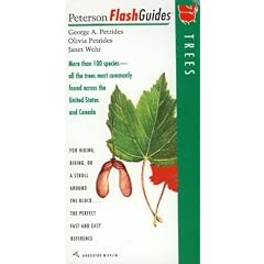 Trees (Peterson Flashguides)