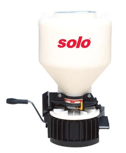 Solo 421S 20-Pound-Capacity Chest-Mount Spreader