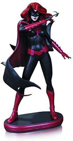 DC COMICS COVER GIRLS BATWOMAN STATUE by Diamond Direct
