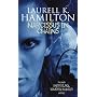 Narcissus in Chains (Anita Blake Vampire Hunter)