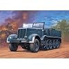 Revell Modellbausatz 03141 - Sd.Kfz. 9 "FAMO" Schwerer Zugkraftwagen 18t im Ma�stab 1:72