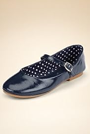 Round Toe Strap & Buckle Shoes