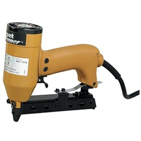 Bostitch CR1000E 9 Amp 9/16-Inch to 1-1/2-Inch 20 Gauge 3/16-Inch Crown Electric Carpet Stapler