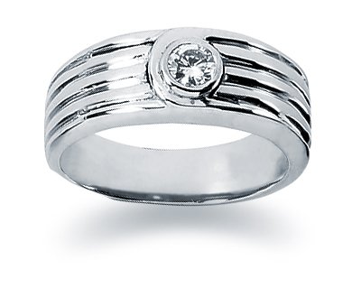 0.15 ctw. Woman's Round Diamond Wedding Band in Platinum