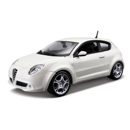 Bburago 2011 Star 1:24 Scale White Alfa MiTo